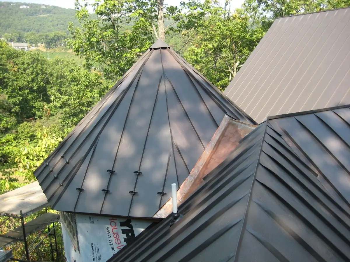 Professional Roof Tarp Installation by Craftsman Roofing in Fourth Cliff